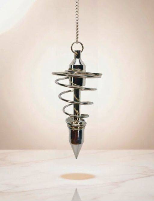 Pendule divinatoire XL métal Spirale argentée avec chaîne argentée - Diamètre 2.5 cm Pendule divinatoire XL métal Spirale argentée avec chaîne argentée - Diamètre 2.5 cm