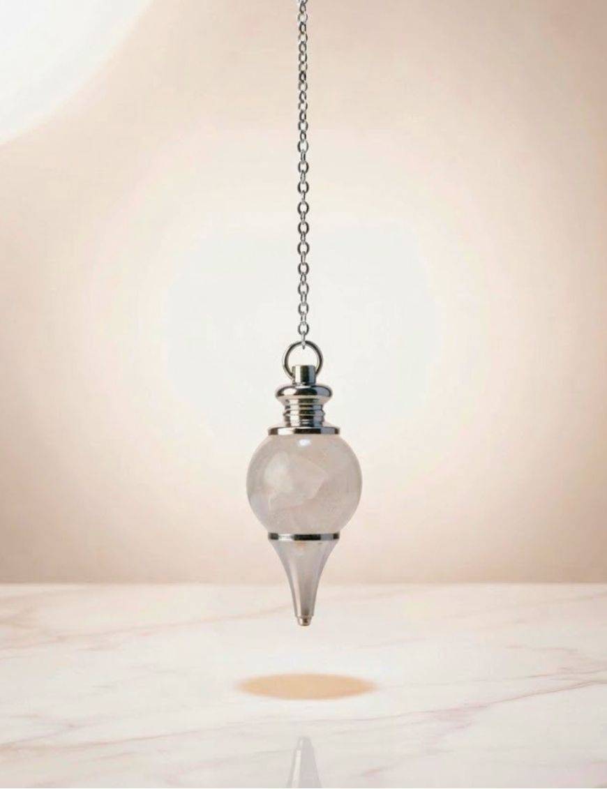 Pendule divinatoire goutte cristal de roche - Limpidité & radiesthésie